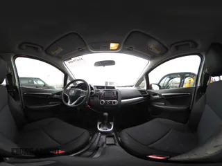 2019 Honda Fit LX с VIN 3HGGK5H43KM738552, выставлен на аукционе IAAI как лот 41679104 с пробегом 68 074 миль миль и . История ставок и продаж доступна на DreamBid. Изображение 19.