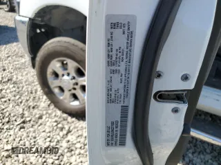 2022 Ram 2500 Big Horn z VIN 3C6UR5JL0NG271552, wystawiony jako Copart lot #61086084 z przebiegiem Nie podano mil oraz Szkoda całkowita • Salvage title. Historia ofert i sprzedaży dostępna na DreamBid. Obrazek 12.