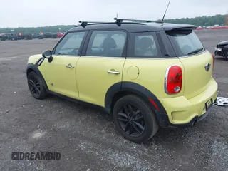 2012 MINI Countryman S with VIN WMWZC5C53CWL61322, listed as a IAAI auction lot 42504735 with Not provided miles and . Bid and sale history available at DreamBid. Image 3.