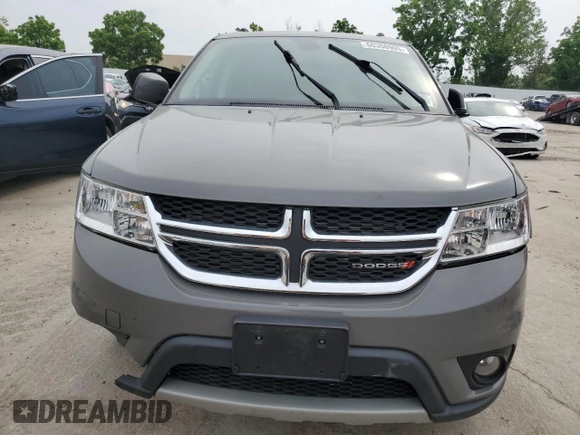 2019 Dodge Journey SE z VIN 3C4PDCBB9KT756175, wystawiony jako Copart lot #60358905 z przebiegiem 108 526 mil mil oraz Czysty tytuł • Clean title. Historia ofert i sprzedaży dostępna na DreamBid. Obrazek 5.