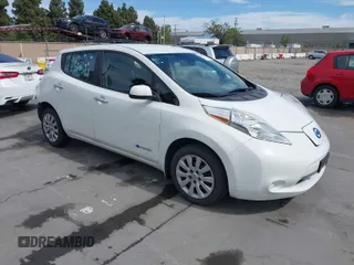 2015 Nissan LEAF S with VIN 1N4AZ0CP4FC326903, listed as a IAAI auction lot 42009732 with 109,794 mi miles. Bid and sale history available at carsss.com. Image 1.