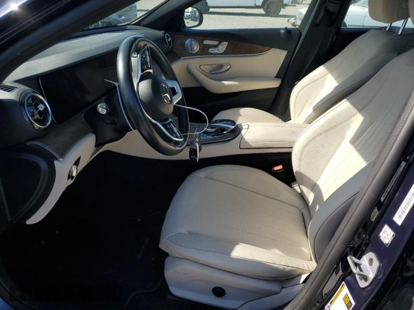 2019 Mercedes-Benz E 300 with VIN WDDZF4JBXKA596623, listed as a Copart auction lot 58377775 with 44,951 mi miles and Salvage title. Bid and sale history available at DreamBid. Image 7.