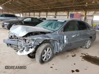 2001 Toyota Avalon XL z VIN 4T1BF28B01U149412, wystawiony jako Copart lot #56157265 z przebiegiem 338 268 mil mil oraz Szkoda całkowita • Salvage title. Historia ofert i sprzedaży dostępna na DreamBid. Obrazek 1.