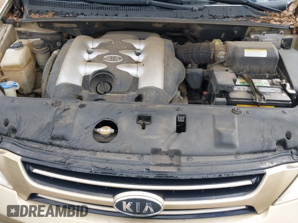 2006 Kia Sedona LX with VIN KNDMB233366045016, listed as a IAAI auction lot 42112039 with 122,246 mi miles and . Bid and sale history available at DreamBid. Image 10.