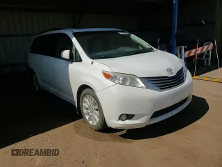 2013 Toyota Sienna XLE с VIN 5TDDK3DC9DS052022, выставлен на аукционе Copart как лот 62444725 с пробегом 241 187 миль миль и Списание • Salvage title. История ставок и продаж доступна на DreamBid. Изображение 14.