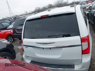 2015 Chrysler Town & Country Touring with VIN 2C4RC1BG9FR552481, listed as a IAAI auction lot 41422453 with 139,693 mi miles and . Bid and sale history available at DreamBid. Image 16.