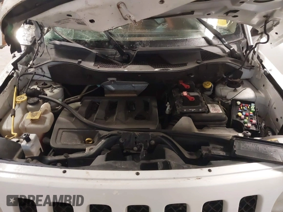 2015 Jeep Patriot Limited with VIN 1C4NJRCB8FD188966, listed as a IAAI auction lot 41487004 with 150,646 mi miles and . Bid and sale history available at DreamBid. Image 10.