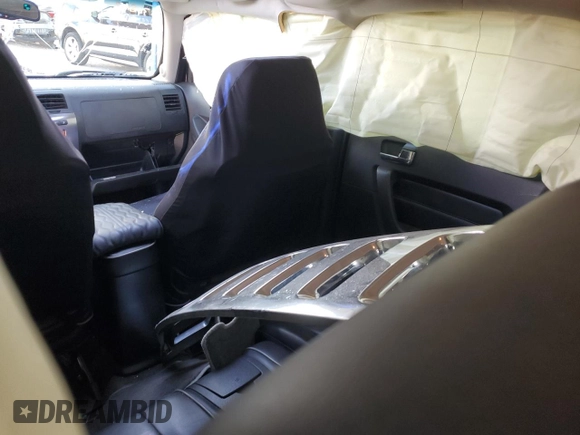2008 Hummer H3 Luxury z VIN 5GTEN43E788190472, wystawiony jako Copart lot #55539555 z przebiegiem 143 658 mil mil oraz Szkoda całkowita • Salvage title. Historia ofert i sprzedaży dostępna na DreamBid. Obrazek 11.