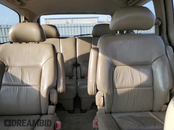 1998 Toyota Sienna LE with VIN 4T3ZF13C7WU074909, listed as a Copart auction lot 72345864 with 452,598 mi miles and Clean Title. Bid and sale history available at carsss.com. Image 10.