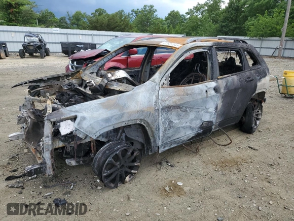 2019 Jeep Cherokee Latitude Plus with VIN 1C4PJMLB2KD258712, listed as a Copart auction lot 62681545 with Not provided miles and Salvage title. Bid and sale history available at DreamBid. Image 1.