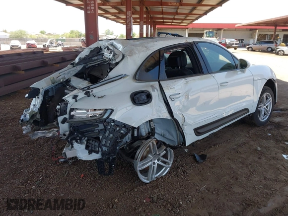 2024 Porsche Macan with VIN WP1AA2A55RLB16232, listed as a IAAI auction lot 42617348 with Not provided miles and . Bid and sale history available at DreamBid. Image 18.