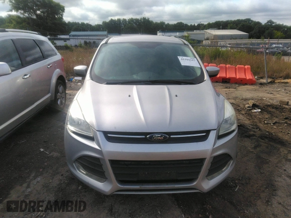 2016 Ford Escape SE z VIN 1FMCU9GX3GUC71786, wystawiony jako IAAI lot #42392157 z przebiegiem 168 578 mil mil oraz . Historia ofert i sprzedaży dostępna na DreamBid. Obrazek 12.