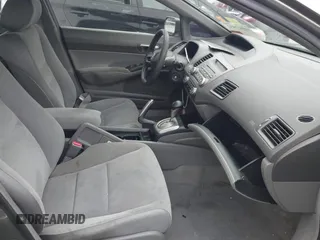 2008 Honda Civic LX with VIN 2HGFA16588H352185, listed as a IAAI auction lot 41917952 with 195,612 mi miles and . Bid and sale history available at DreamBid. Image 5.