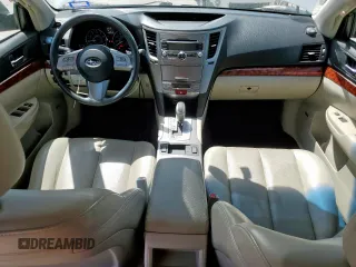 2010 Subaru Outback Limited Power Moon z VIN 4S4BRBKC4A3349353, wystawiony jako Copart lot #58392255 z przebiegiem 190 744 mil mil oraz Szkoda całkowita • Salvage title. Historia ofert i sprzedaży dostępna na DreamBid. Obrazek 8.