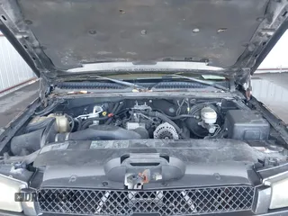 2005 Chevrolet Silverado 1500 LS with VIN 2GCEC13T951269781, listed as a IAAI auction lot 41886672 with 333,717 mi miles. Bid and sale history available at carsss.com. Image 10.