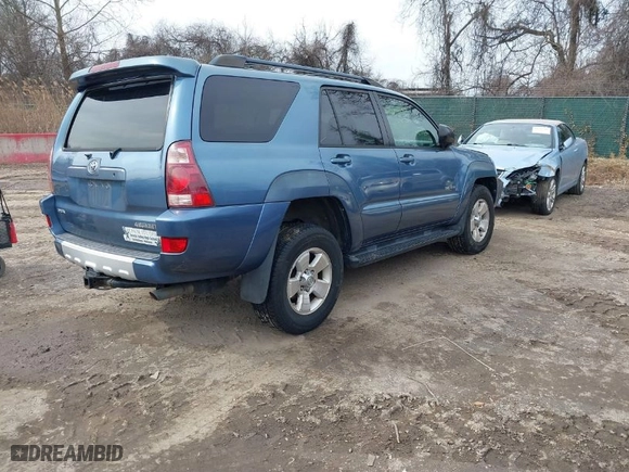2004 Toyota 4Runner SR5 with VIN JTEBT14R140033766, listed as a IAAI auction lot 41611547 with 214,511 mi miles. Bid and sale history available at carsss.com. Image 4.