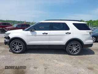 2017 Ford Explorer Sport z VIN 1FM5K8GT6HGA83768, wystawiony jako IAAI lot #42234234 z przebiegiem 82 063 mil mil oraz . Historia ofert i sprzedaży dostępna na DreamBid. Obrazek 14.