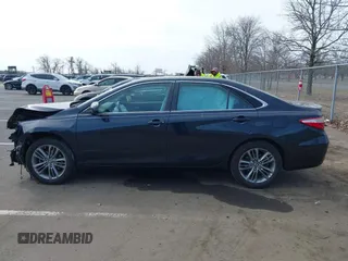 2017 Toyota Camry XLE with VIN 4T1BF1FK8HU367511, listed as a IAAI auction lot 41798565 with 97,757 mi miles. Bid and sale history available at carsss.com. Image 14.