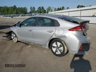 2020 Hyundai Ioniq Blue z VIN KMHC65LC0LU219743, wystawiony jako Copart lot #55329905 z przebiegiem 13 579 mil mil oraz Nie do naprawy • Non repairable. Historia ofert i sprzedaży dostępna na DreamBid. Obrazek 2.