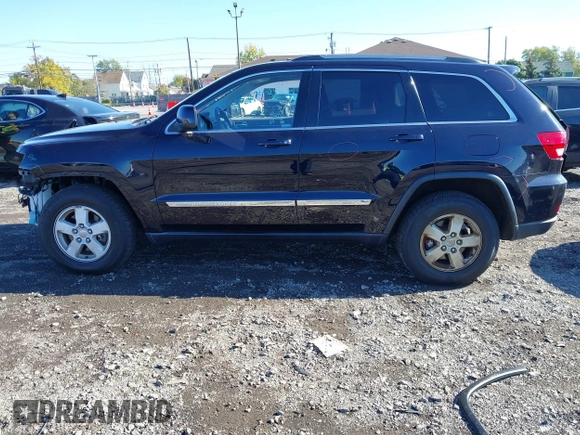 2011 Jeep Grand Cherokee Laredo with VIN 1J4RR4GG1BC547460, listed as a IAAI auction lot 40632674 with 46,745 mi miles and . Bid and sale history available at DreamBid. Image 14.