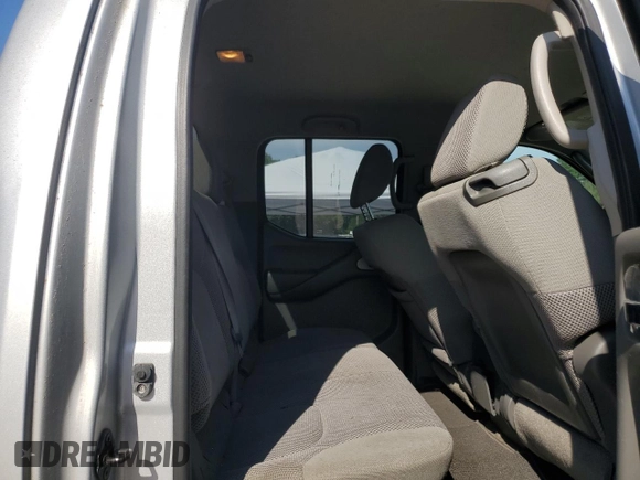 2010 Nissan Frontier SE z VIN 1N6AD0EV3AC441504, wystawiony jako Copart lot #63306525 z przebiegiem 149 868 mil mil oraz Czysty tytuł • Clean title. Historia ofert i sprzedaży dostępna na DreamBid. Obrazek 10.