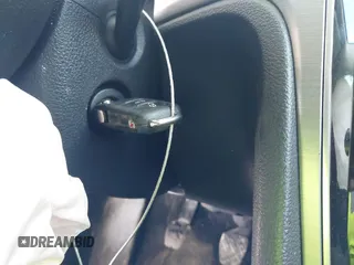 2015 Volkswagen Passat SE с VIN 1VWBV7A38FC047664, выставлен на аукционе IAAI как лот 42323467 с пробегом 225 663 миль миль и . История ставок и продаж доступна на DreamBid. Изображение 11.