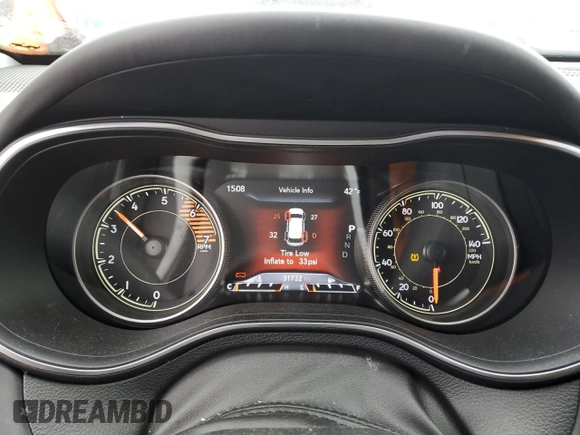 2019 Jeep Cherokee Overland with VIN 1C4PJMJN7KD116482, listed as a Copart auction lot 43687555 with 31,732 mi miles and Clean title. Bid and sale history available at DreamBid. Image 9.