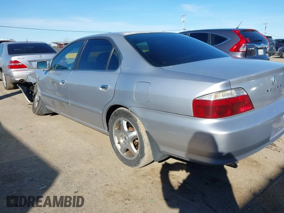 2002 Acura TL w/Navigation with VIN 19UUA56782A040650, listed as a IAAI auction lot 41681496 with 188,433 mi miles. Bid and sale history available at carsss.com. Image 3.