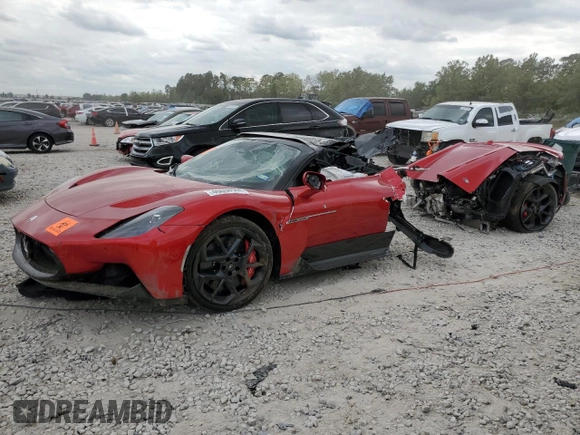 2023 Maserati MC20 z VIN ZAMBMSAB6P0443249, wystawiony jako Copart lot #46668944 z przebiegiem Nie podano mil oraz Nie do naprawy • Non repairable. Historia ofert i sprzedaży dostępna na DreamBid. Obrazek 1.