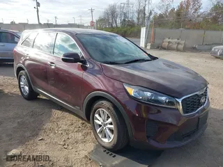 2019 Kia Sorento S V6 with VIN 5XYPGDA54KG559320, listed as a IAAI auction lot 40754605 with 68,555 mi miles. Bid and sale history available at carsss.com. Image 1.