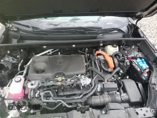 2024 Toyota RAV4 Hybrid XLE Premium z VIN 4T3B6RFVXRU173774, wystawiony jako Copart lot #57258085 z przebiegiem Nie podano mil oraz Szkoda całkowita • Salvage title. Historia ofert i sprzedaży dostępna na DreamBid. Obrazek 12.
