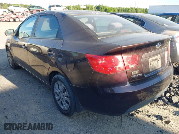 2010 Kia Forte EX with VIN KNAFU4A26A5306448, listed as a IAAI auction lot 42048677 with 172,095 mi miles. Bid and sale history available at carsss.com. Image 3.