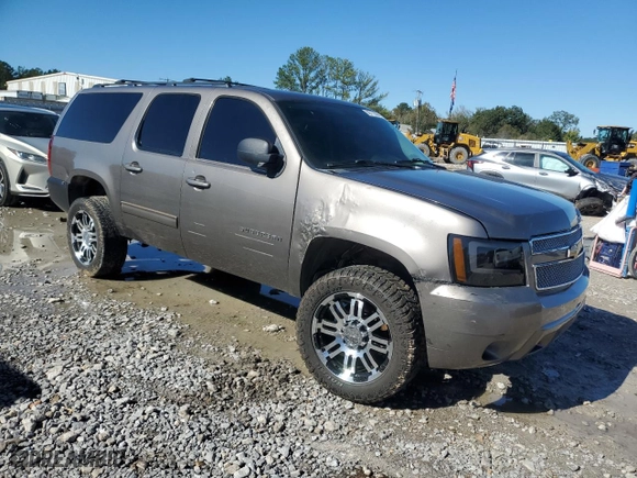 2013 Chevrolet Suburban LS with VIN 1GNWKLEG4DR113485, listed as a Copart auction lot 80772604 with NaN miles and Salvage Title. Bid and sale history available at carsss.com. Image 4.