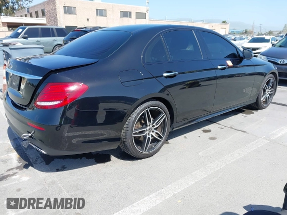2020 Mercedes-Benz E 350 with VIN W1KZF8DB8LA827586, listed as a IAAI auction lot 42101098 with 66,661 mi miles and . Bid and sale history available at DreamBid. Image 4.