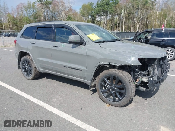 2020 Jeep Grand Cherokee Altitude z VIN 1C4RJFAG5LC364453, wystawiony jako IAAI lot #42168969 z przebiegiem 66 573 mil mil oraz . Historia ofert i sprzedaży dostępna na DreamBid. Obrazek 1.