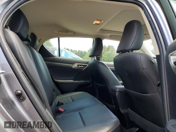2015 Lexus CT 200h with VIN JTHKD5BH5F2218069, listed as a Copart auction lot 62004465 with 122,466 mi miles and Clean title. Bid and sale history available at DreamBid. Image 10.