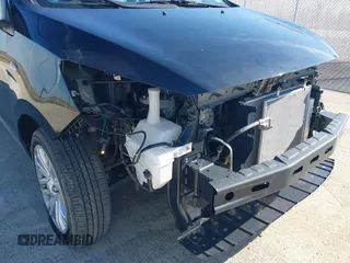 2024 Mitsubishi Mirage ES z VIN ML32FUFJ3RHF01404, wystawiony jako IAAI lot #41214066 z przebiegiem 14 872 mil mil oraz . Historia ofert i sprzedaży dostępna na DreamBid. Obrazek 6.