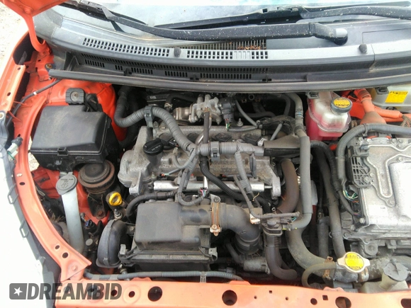 2013 Toyota Prius One z VIN JTDKDTB34D1033086, wystawiony jako IAAI lot #40364357 z przebiegiem 96 948 mil mil oraz . Historia ofert i sprzedaży dostępna na DreamBid. Obrazek 10.