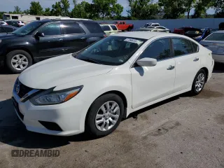 2017 Nissan Altima SV z VIN 1N4AL3AP9HC280669, wystawiony jako Copart lot #57898415 z przebiegiem 138 034 mil mil oraz Szkoda całkowita • Salvage title. Historia ofert i sprzedaży dostępna na DreamBid. Obrazek 1.