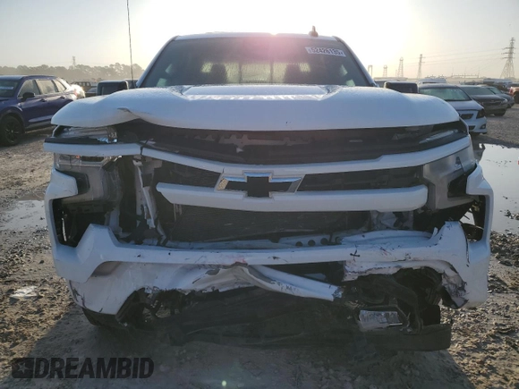 2024 Chevrolet Silverado 1500 RST with VIN 1GCUDEED5RZ182527, listed as a Copart auction lot 52426135 with 5,169 mi miles and Salvage Title. Bid and sale history available at carsss.com. Image 5.