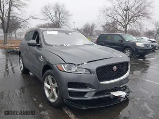 2018 Jaguar F-PACE 30t Premium with VIN SADCJ2GX0JA237967, listed as a IAAI auction lot 41512495 with 82,082 mi miles. Bid and sale history available at carsss.com. Image 1.