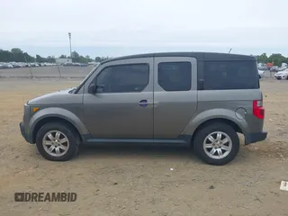 2008 Honda Element EX z VIN 5J6YH28718L012106, wystawiony jako IAAI lot #42365078 z przebiegiem 268 554 mil mil oraz . Historia ofert i sprzedaży dostępna na DreamBid. Obrazek 14.