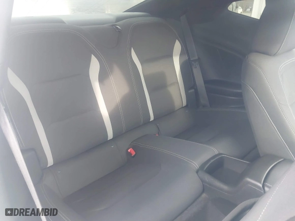 2018 Chevrolet Camaro 1LT with VIN 1G1FB1RS2J0142116, listed as a IAAI auction lot 41218640 with 85,907 mi miles. Bid and sale history available at carsss.com. Image 8.