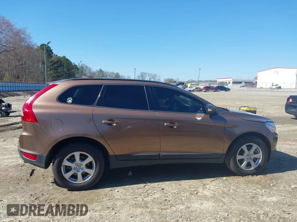 2010 Volvo XC60 3.2L with VIN YV4982DL5A2072427, listed as a IAAI auction lot 41779880 with 94,333 mi miles. Bid and sale history available at carsss.com. Image 14.