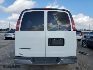 2017 Chevrolet Express Passenger LT with VIN 1GAZGPFF5H1170800, listed as a Copart auction lot 86915014 with 73,649 mi miles and Salvage Title. Bid and sale history available at carsss.com. Image 6.