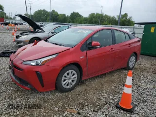 2021 Toyota Prius L Eco z VIN JTDKAMFU0M3145597, wystawiony jako Copart lot #57846175 z przebiegiem 93 882 mil mil oraz Szkoda całkowita • Salvage title. Historia ofert i sprzedaży dostępna na DreamBid. Obrazek 1.