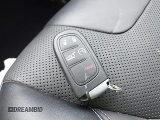 2022 Jeep Cherokee Latitude Lux z VIN 1C4PJLMX3ND510914, wystawiony jako IAAI lot #41824087 z przebiegiem 80 515 mil mil oraz . Historia ofert i sprzedaży dostępna na DreamBid. Obrazek 11.