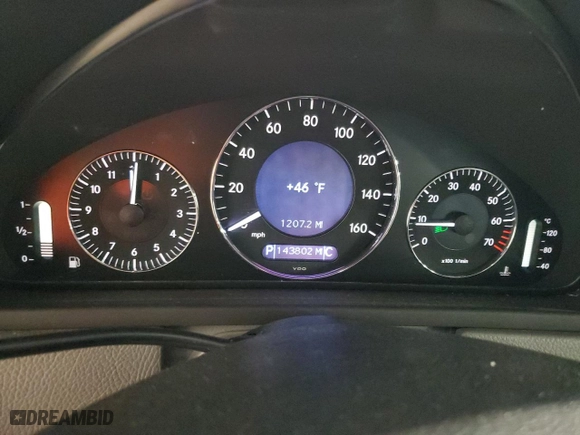 2006 Mercedes-Benz CLK-Class 3.5L with VIN WDBTK56G56T069779, listed as a Copart auction lot 88724425 with 143,802 mi miles and Salvage Title. Bid and sale history available at carsss.com. Image 9.