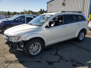2014 Dodge Journey SXT z VIN 3C4PDDBG8ET104055, wystawiony jako Copart lot #51260315 z przebiegiem Nie podano mil oraz Szkoda całkowita • Salvage title. Historia ofert i sprzedaży dostępna na DreamBid. Obrazek 1.