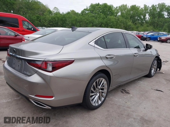 2019 Lexus ES 350 with VIN 58ABZ1B14KU030063, listed as a IAAI auction lot 42152099 with 71,017 mi miles and . Bid and sale history available at DreamBid. Image 4.